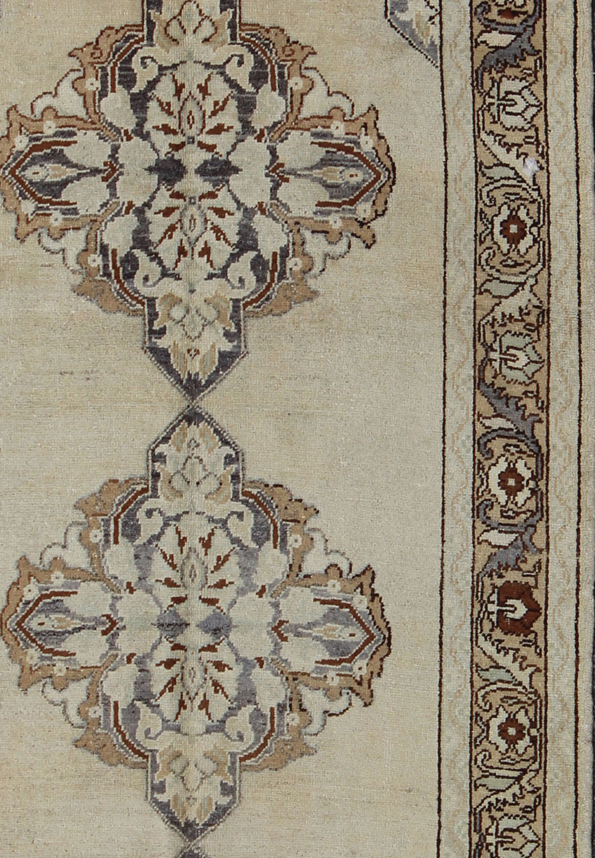 Vintage Oushak Rug - TU-9304 | Oushak - 4'8" x 11'0" | Wool  - Medallion - Pile, Origin Turkey, Circa: 1940